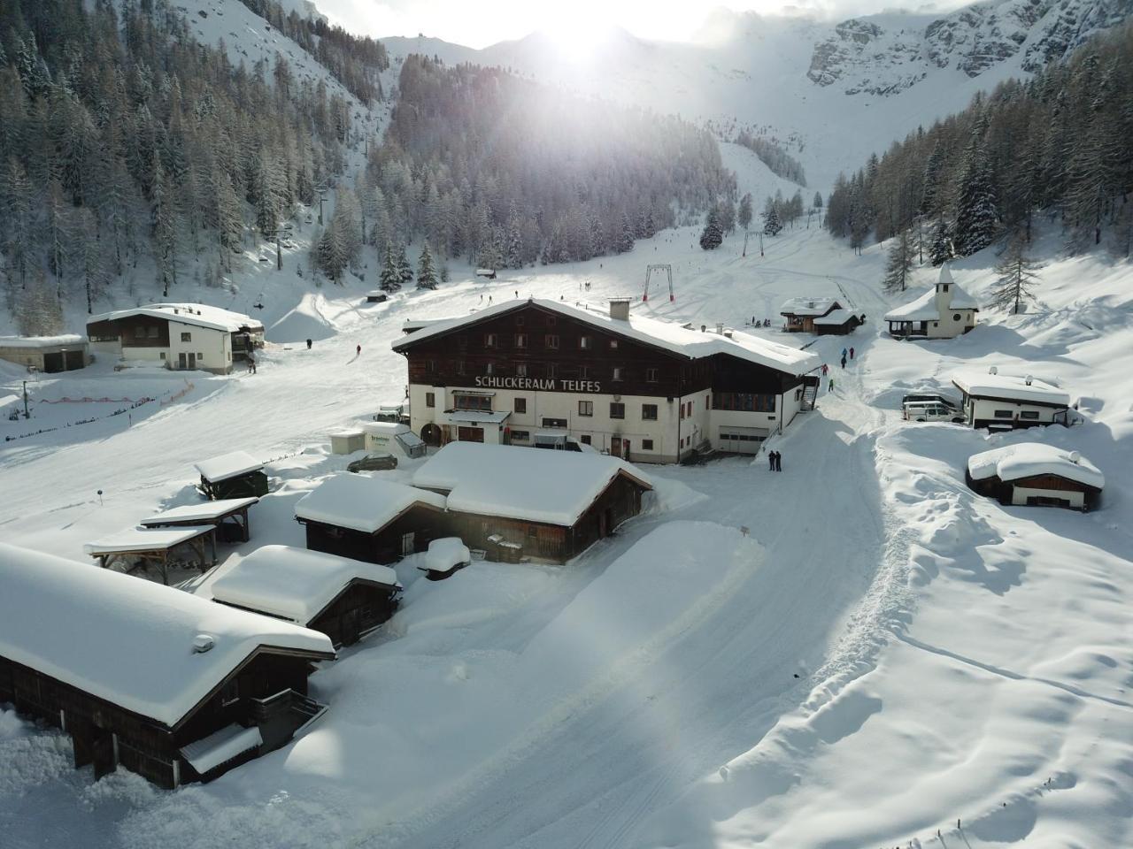 Berghotel Schlickeralm 1.616 M Fulpmes Luaran gambar