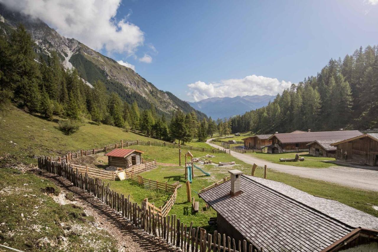 Berghotel Schlickeralm 1.616 M Fulpmes Luaran gambar