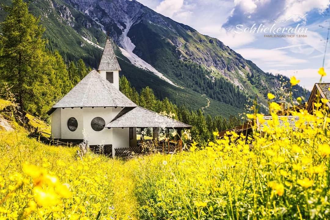 Berghotel Schlickeralm 1.616 M Fulpmes Luaran gambar