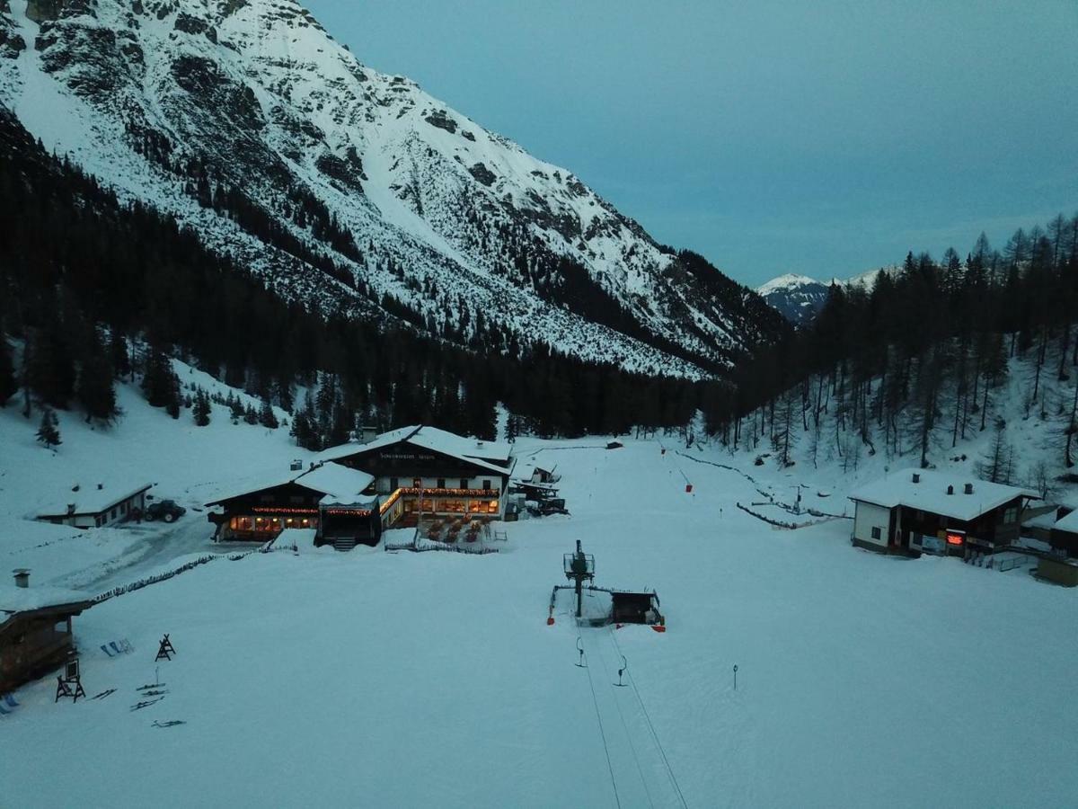 Berghotel Schlickeralm 1.616 M Fulpmes Luaran gambar